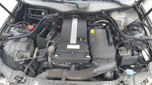  MERCEDES-BENZ CLASE C (BM 203) BERLINA 