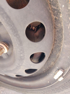 PINZA DE FRENO DELANTERA DERECHA