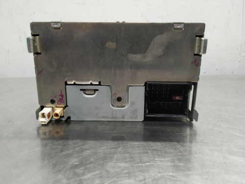  SISTEMA AUDIO / RADIO CD VOLKSWAGEN GOLF V (1K1)(10.2003) 