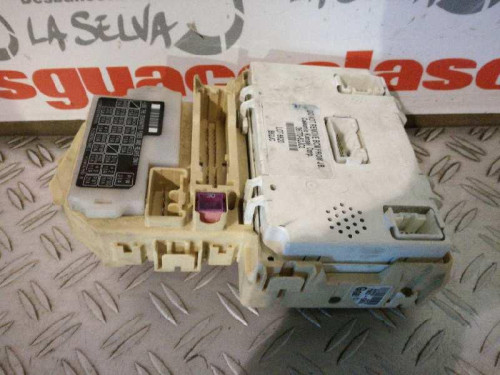 CAJA RELES / FUSIBLES Suzuki SWIFT BERLINA (RS/MZ) 