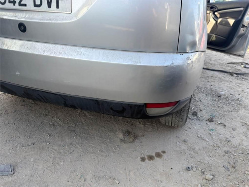 PARAGOLPES TRASERO Ford FOCUS BERLINA (CAK) 