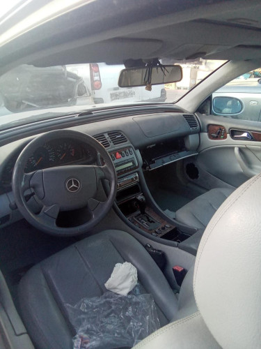  MERCEDES-BENZ CLK (BM 208) COUPE 
