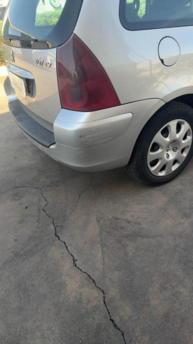 PARAGOLPES TRASERO Peugeot 307 Break/ SW (S2)(06.2005->) Peugeot 307 Break/ SW (S2)(06.2005->) 