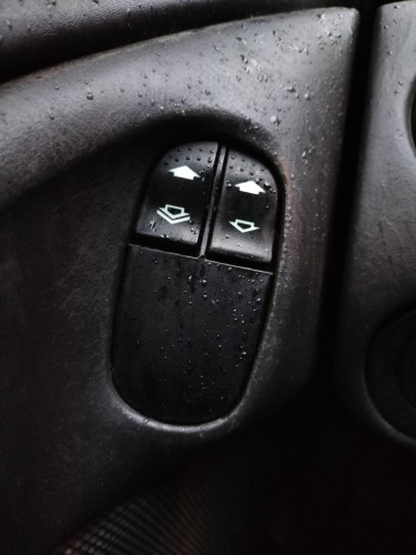  FORD FOCUS BERLINA (CAK) 