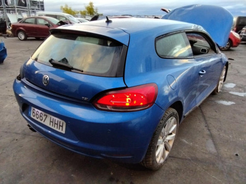  VOLKSWAGEN SCIROCCO (137) 