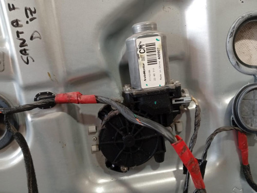ELEVALUNAS DELANTERO IZQUIERDO 