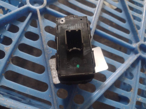  MANDO ELEVALUNAS TRASERO DERECHO Opel INSIGNIA BERLINA 