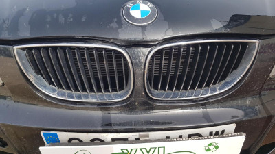 REJILLA DELANTERA BMW 1 Berlina (E81/E87)(2004->)