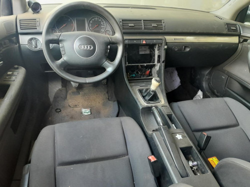  AUDI A4 BERLINA (8E) 