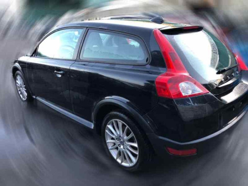  VOLVO C30 