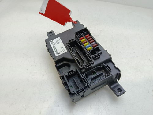 CAJA RELES / FUSIBLES OPEL CORSA D 
