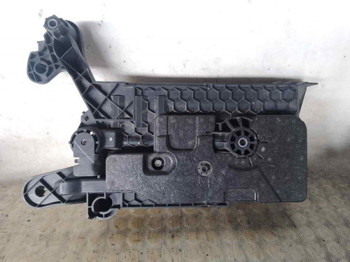 SOPORTE BATERIA VOLKSWAGEN GOLF SPORTSVAN VII (AM1)(12.2013) 