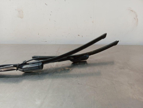  BRAZO LIMPIA DELANTERO DERECHO Peugeot 3008 