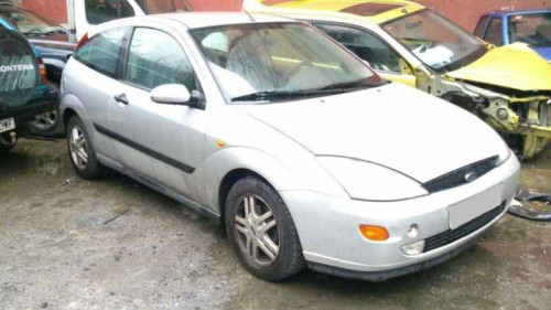  FORD FOCUS BERLINA (CAK) 