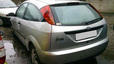 FORD FOCUS BERLINA (CAK)