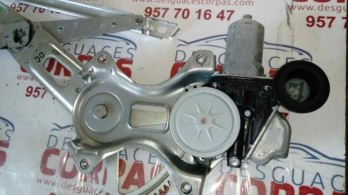ELEVALUNAS DELANTERO IZQUIERDO Toyota RAV4 (A3) 