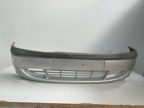  PARAGOLPES DELANTERO FORD FIESTA BERLINA (DX) 