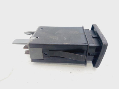 Кнопка аварийной сигнализации, Volkswagen, GOLF IV BERLINA (1J1)(10.1997)