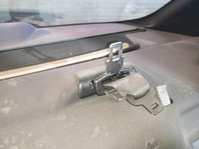 CINTURON SEGURIDAD TRASERO CENTRAL