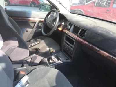 OPEL VECTRA C BERLINA