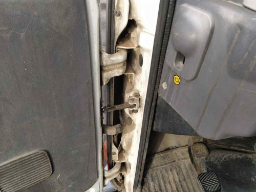 NO IDENTIFICADO NISSAN CABSTAR E 