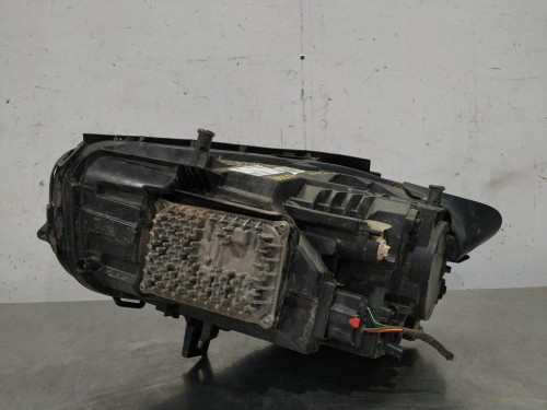  FARO DERECHO MERCEDES-BENZ CLASE B (BM 247) 