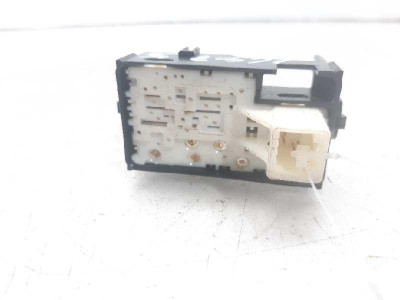 MANDO ELEVALUNAS DELANTERO DERECHO, TOYOTA, AURIS TOURING SPORTS (E18)
