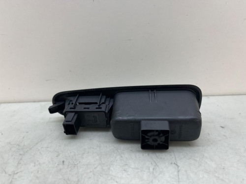 MANDO ELEVALUNAS TRASERO DERECHO Peugeot 5008 