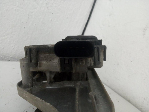 MOTOR LIMPIA DELANTERO Ford FOCUS BERLINA (CAP) 