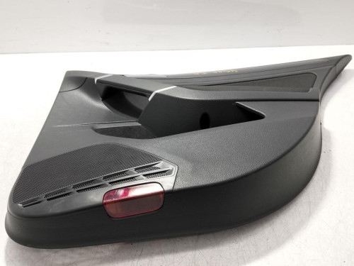  GUARNECIDO PUERTA TRASERA DERECHA Volkswagen GOLF VII BERLINA (BQ1/BE2) 
