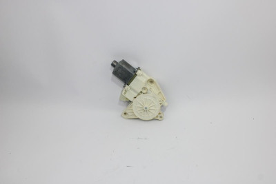 MOTOR ELEVALUNAS DELANTERO DERECHO