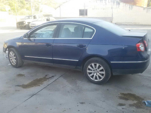  VOLKSWAGEN PASSAT BERLINA (3C2) 