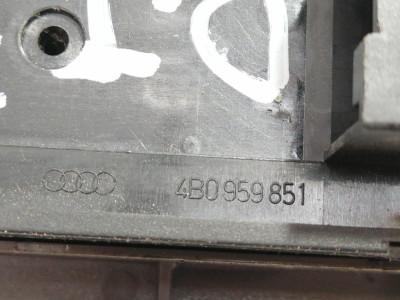 MANDO ELEVALUNAS DELANTERO IZQUIERDO, AUDI, A6 BERLINA (4B2)