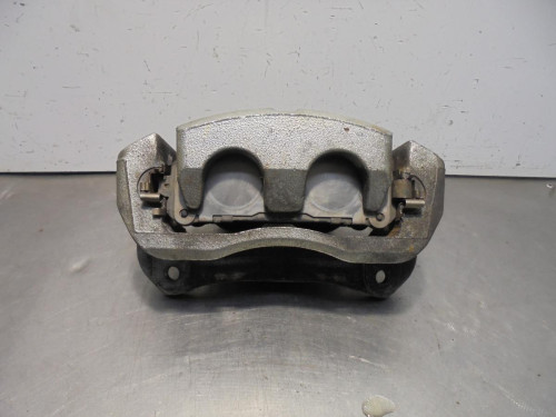 PINZA DE FRENO DELANTERA DERECHA Toyota RAV4 (A4) 