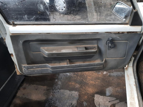 RENAULT R 5 (B/C40) — vehículo donante para recambios 