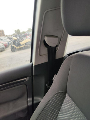 CINTURON SEGURIDAD DELANTERO DERECHO