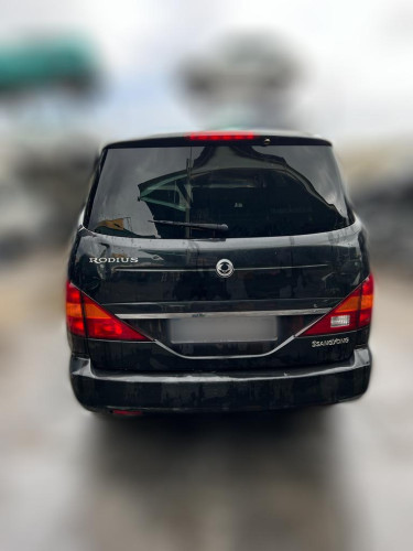 SSANGYONG RODIUS de segunda mano