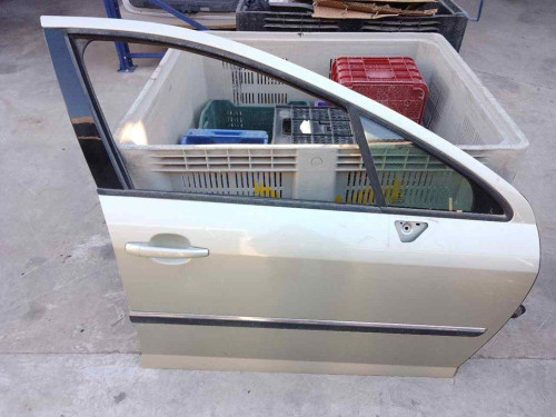 PUERTA DELANTERA DERECHA Peugeot 407 