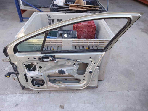PUERTA DELANTERA DERECHA Peugeot 407 