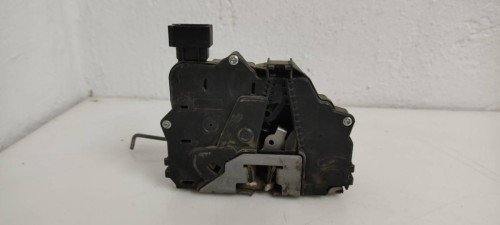 CERRADURA PUERTA DELANTERA IZQUIERDA Opel CORSA D 