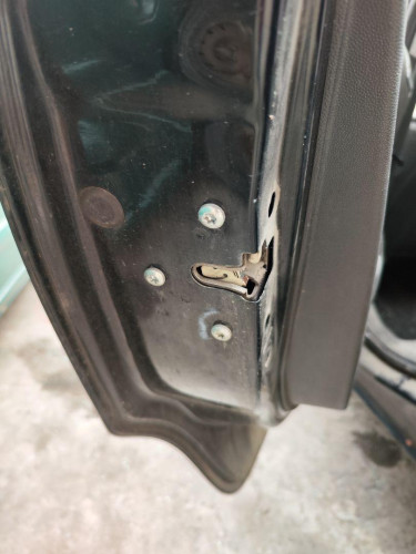 CERRADURA PUERTA TRASERA IZQUIERDA OPEL CORSA D 