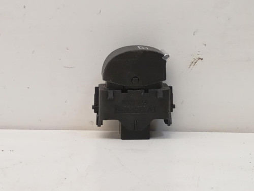 MANDO ELEVALUNAS TRASERO IZQUIERDO FORD FOCUS BERLINA (CB8) 