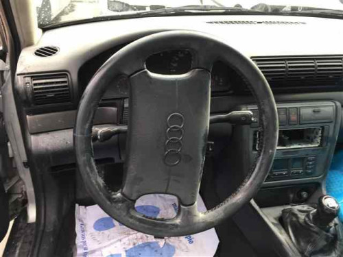  AUDI A4 BERLINA (B5) 