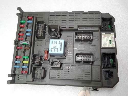  CAJA RELES / FUSIBLES PEUGEOT 807 