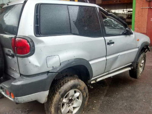  NISSAN TERRANO II (R20) 