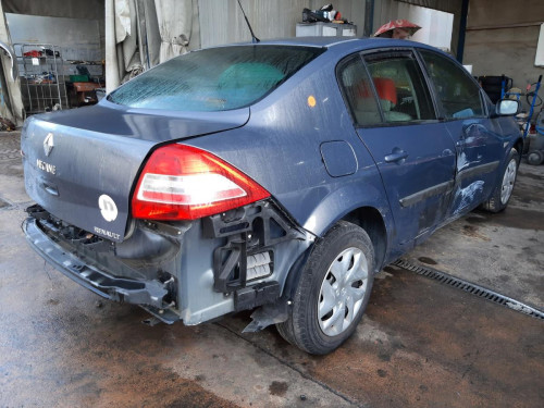  RENAULT MEGANE II CLASSIC BERLINA 