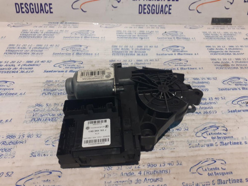  MOTOR ELEVALUNAS DELANTERO IZQUIERDO 