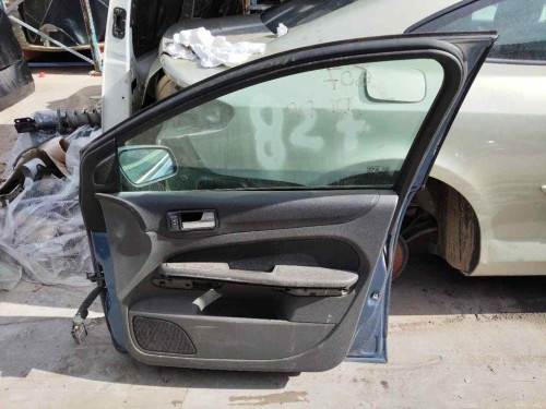 PUERTA DELANTERA DERECHA Ford FOCUS BERLINA (CAP) 