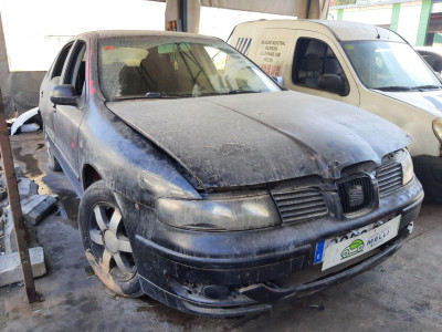 SEAT LEON (1M1)