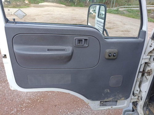 NISSAN CABSTAR E — автомобиль-донор на запчасти 